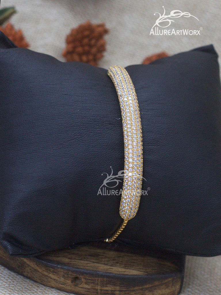 Dazzling Bracelet
